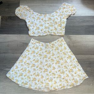 Hollister 2 Piece Floral Set